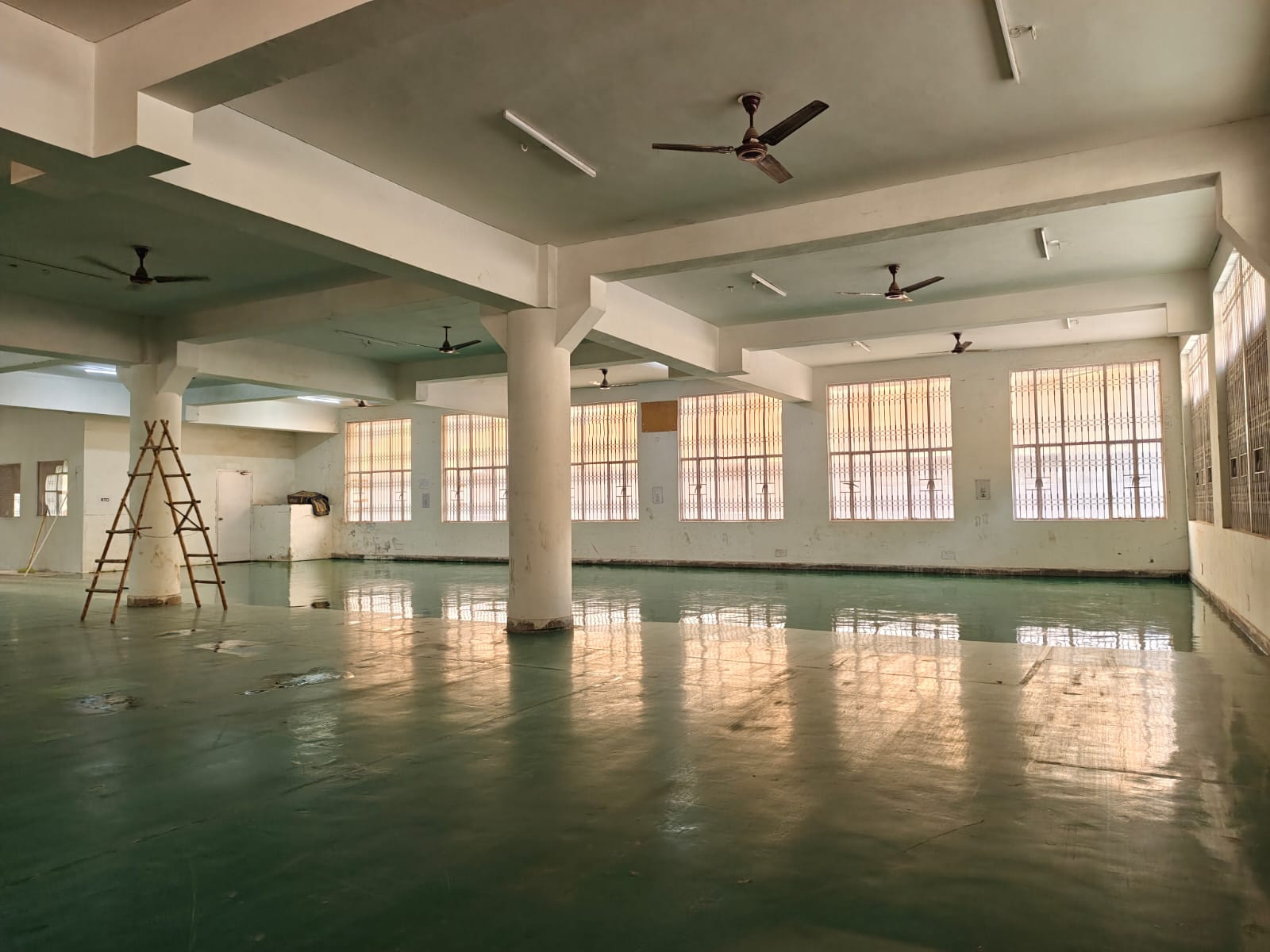 10000 sqft ground Floor