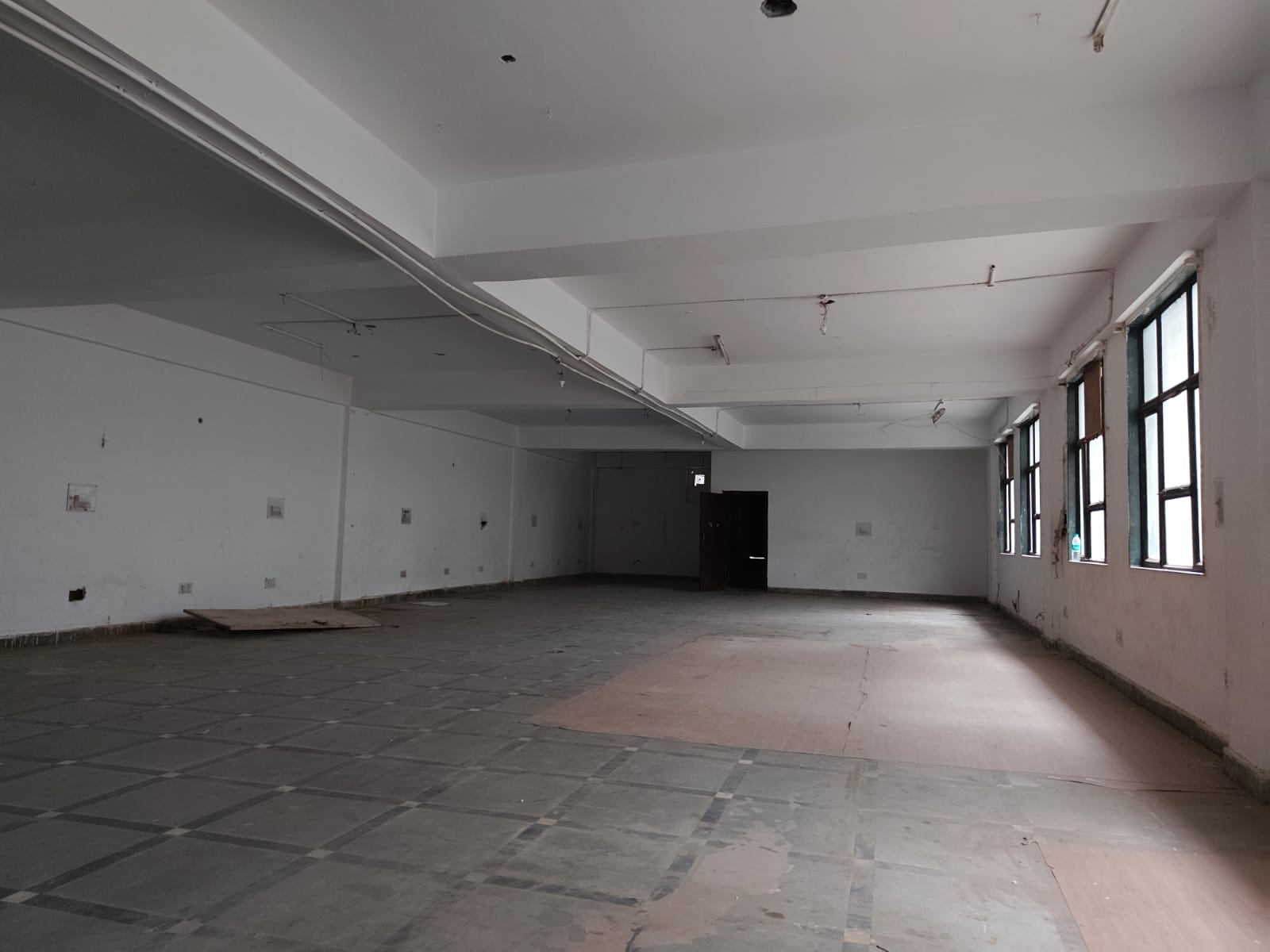 3200 Sqft Ground floor